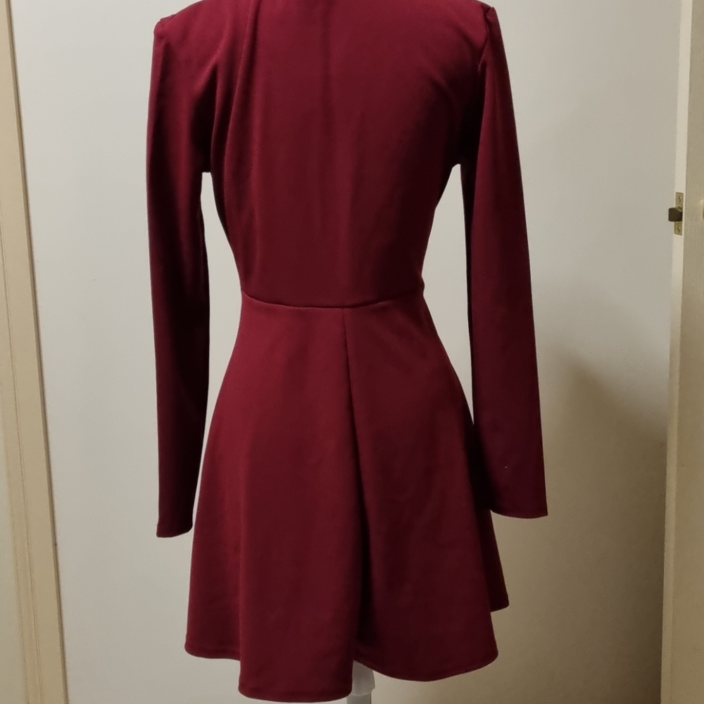 Long sleeve skater dress - Picture 2 of 2